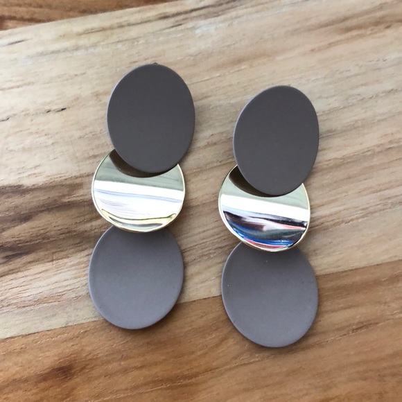 NWOT Gold & Brown Earring - Picture 1 of 2